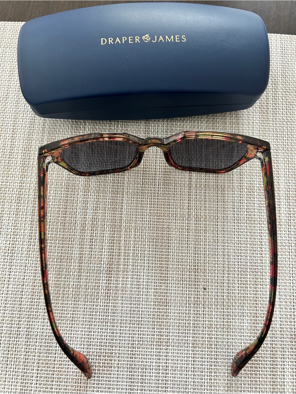 NEW Draper James 52mm Blush Floral Square Sunglasses with case - Picture 5 of 9